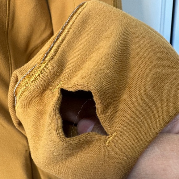 Lululemon Run Briskly 1/2 Zip Long Sleeve Top - Picture 10 of 11